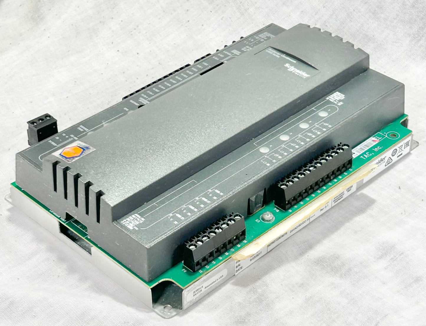 SCHNEIDER ELECTRIC B3804 CONTROLLER - USED / GOOD